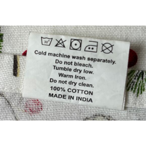 Urban Villa Christmas Cloth Napkins Set of 10 Poinsettia Pinecone Cotton Holiday - Picture 7 of 7